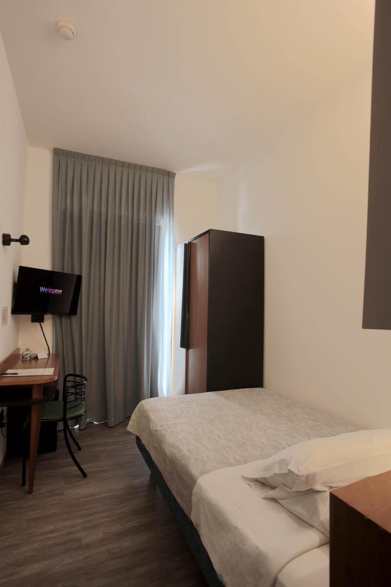 Hotel Ali D'Oro Rímini Habitación foto