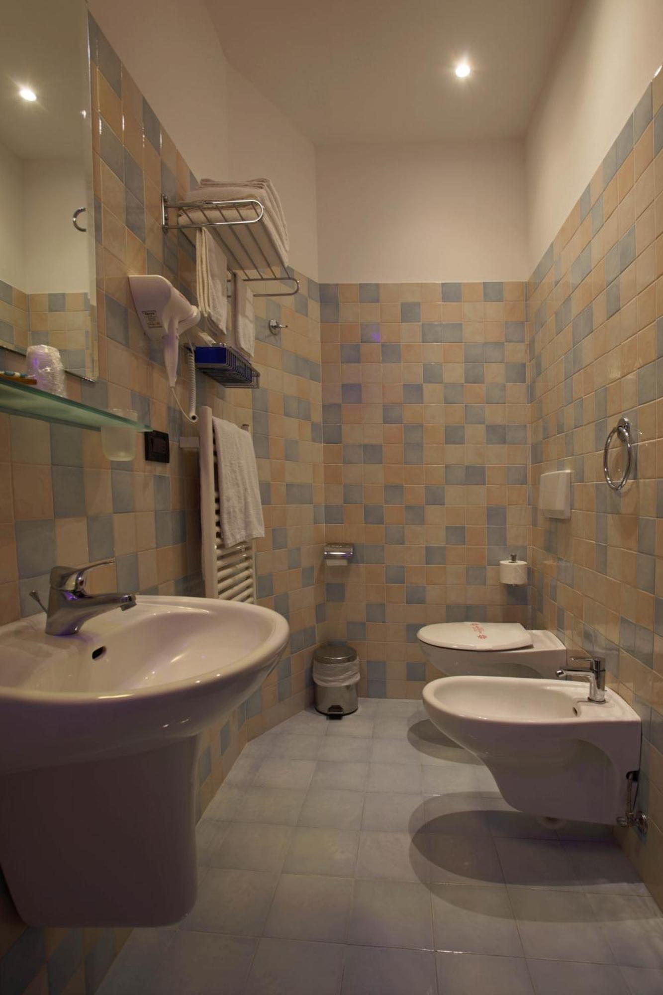 Hotel Ali D'Oro Rímini Habitación foto